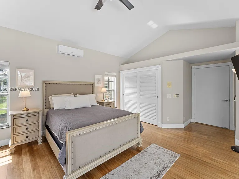 1179 Laguna Springs Dr — Photo 25