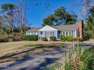 118 Long John Silver Dr, Wilmington, NC 28411