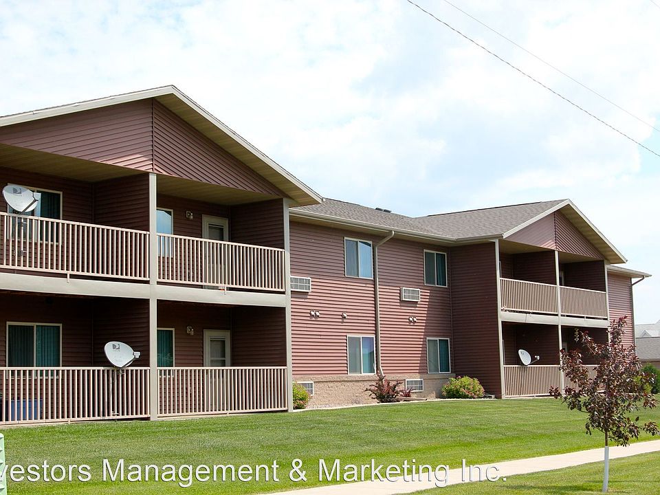1st image of 400 27th Ave NW #5918138