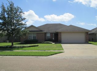 104 Brenna Cir, Victoria, TX 77901