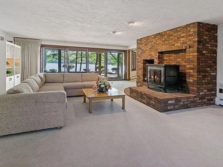 81 Bonny Ln — Photo 36