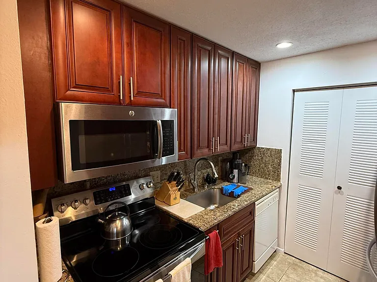 15445 Lakes Of Delray Blvd #204 — Photo 9