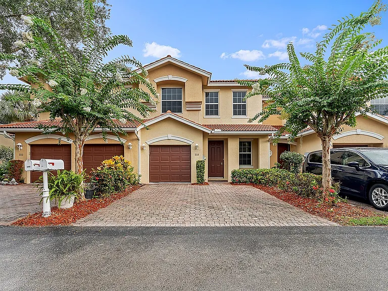 The Enclave at St. Lucie West — Photo 29