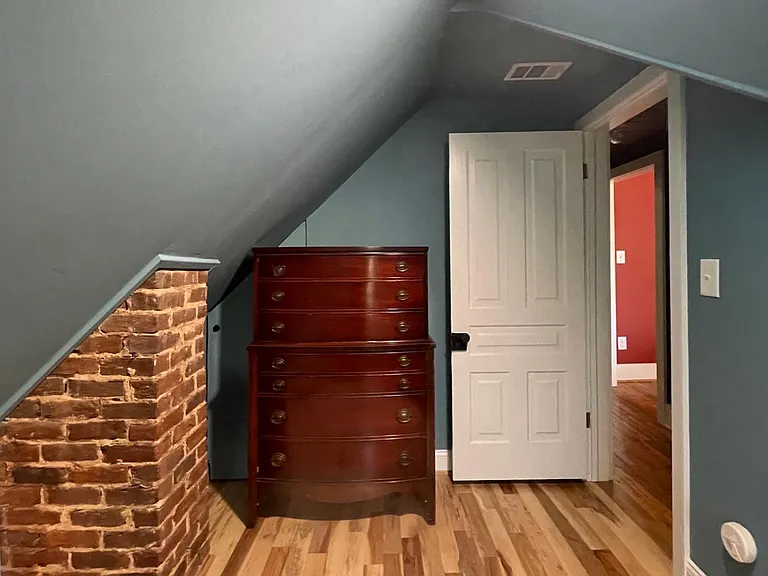 1712 S Main St #2 — Photo 11