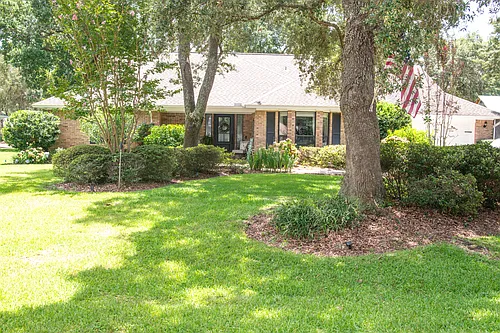 202 Windward Way Photo 1