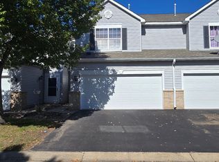 1339 Yorkshire Ln, Shakopee, MN 55379