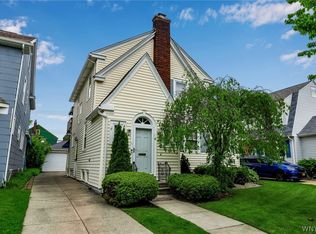 276 Warren Ave, Kenmore, NY 14217