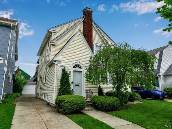 276 Warren Ave, Kenmore, NY 14217