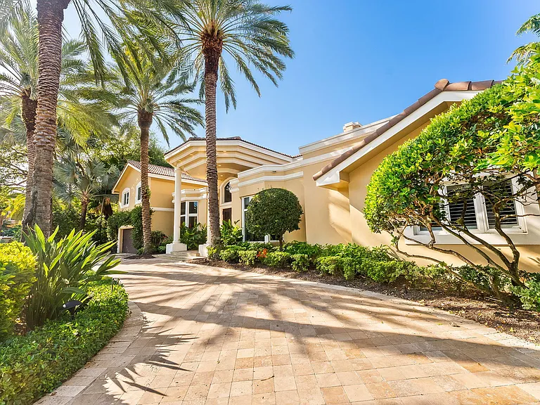 3 Isla Bahia Dr — Photo 58