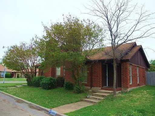 1st image of 2208 Summer Place Dr