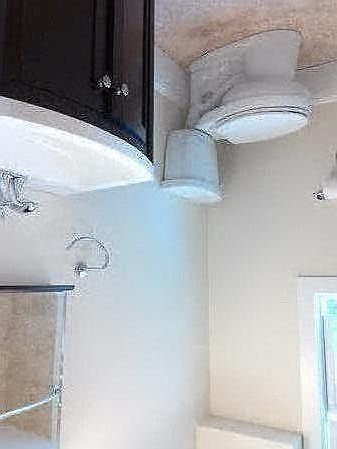 2nd image of 42 Academy Hill Rd