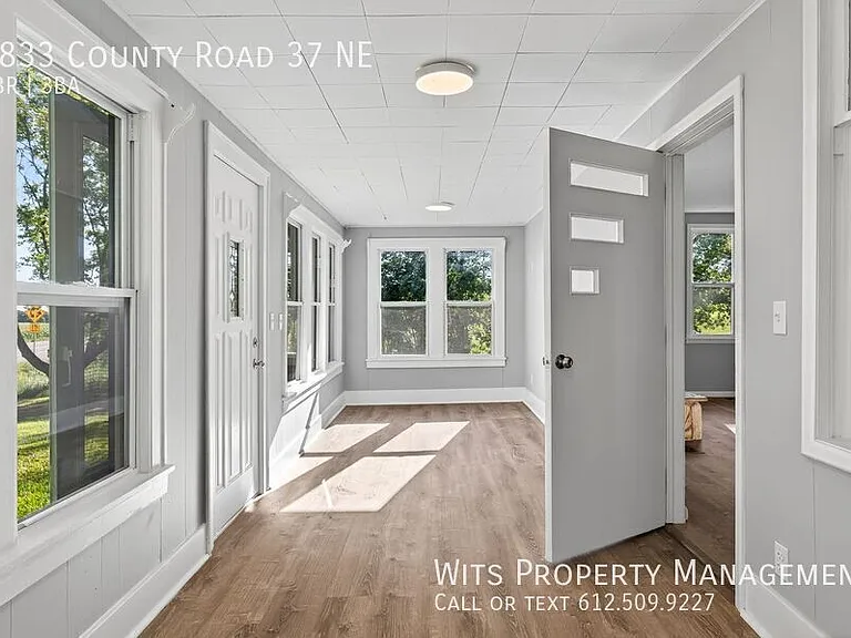 8833 County Road 37 NE — Photo 5