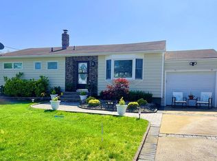14 Beverly Rd, Old Bridge, NJ 08857