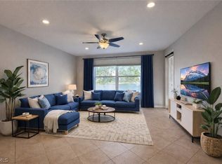 9762 Roundstone Cir, Fort Myers, FL 33967