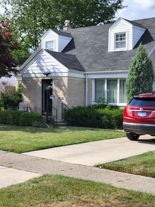 22021 Benjamin St, Saint Clair Shores, MI, 48081
