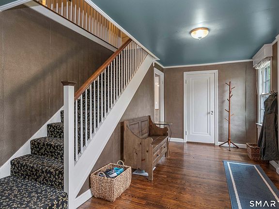 2nd image of 59 West Hill Drive