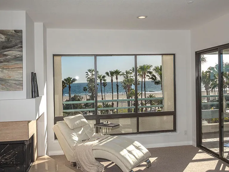 110 Ocean Park Blvd #502 — Photo 6