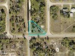 1131 Earhart St E, Lehigh Acres, FL 33974