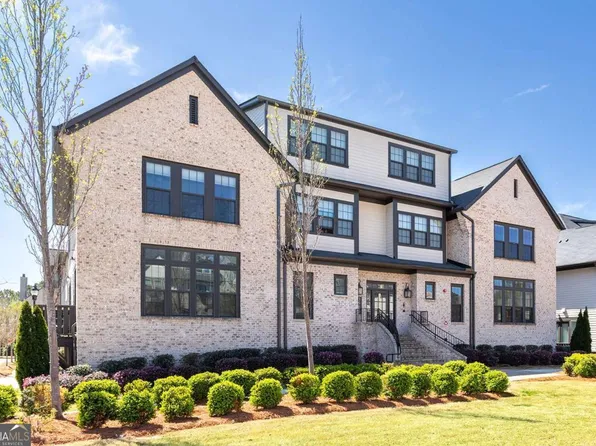 3905 Danube Ln #215, Atlanta, GA 30339
