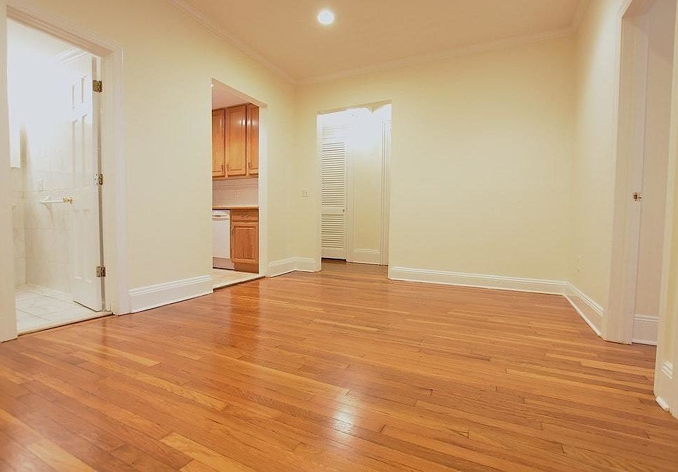 1st image of 4 E 36th St #4AB
