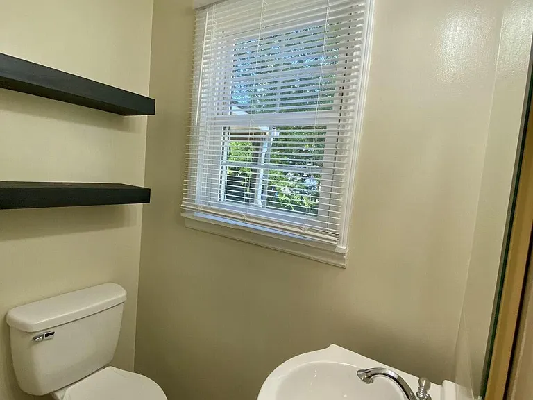 513 W Chapin Rd — Photo 13