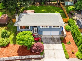 15648 NE Rose Pkwy, Portland, OR 97230