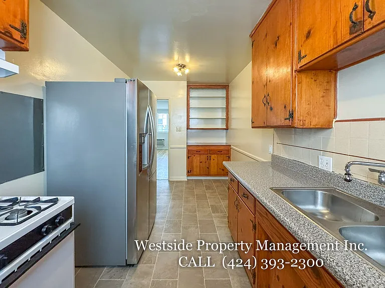 244 S Doheny Dr #244A — Photo 10
