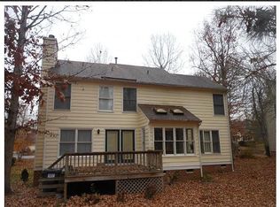 5713 Saddle Hill Dr, Midlothian, VA 23112