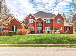 633 Foxboro Dr, Avon, IN 46123