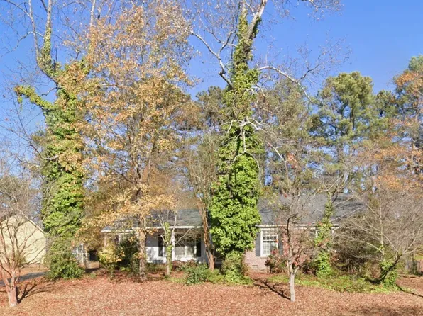 108 Barclay Downs Dr, Spartanburg, SC 29301