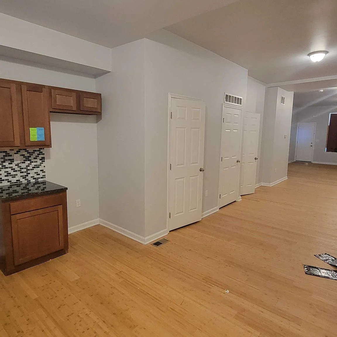 3 bed, 1.5 bath, $1,650 — Photo 1