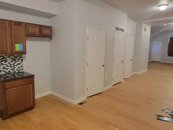 3504 Park Heights Ave, Baltimore, MD 21215