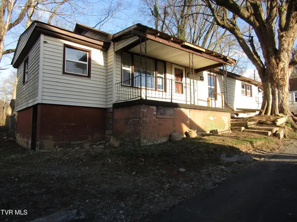 104 N Paperville Rd, Bristol, TN 37620