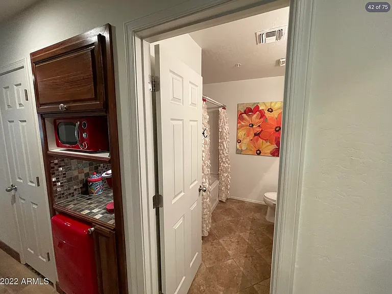 2914 E Dunbar Dr — Photo 37