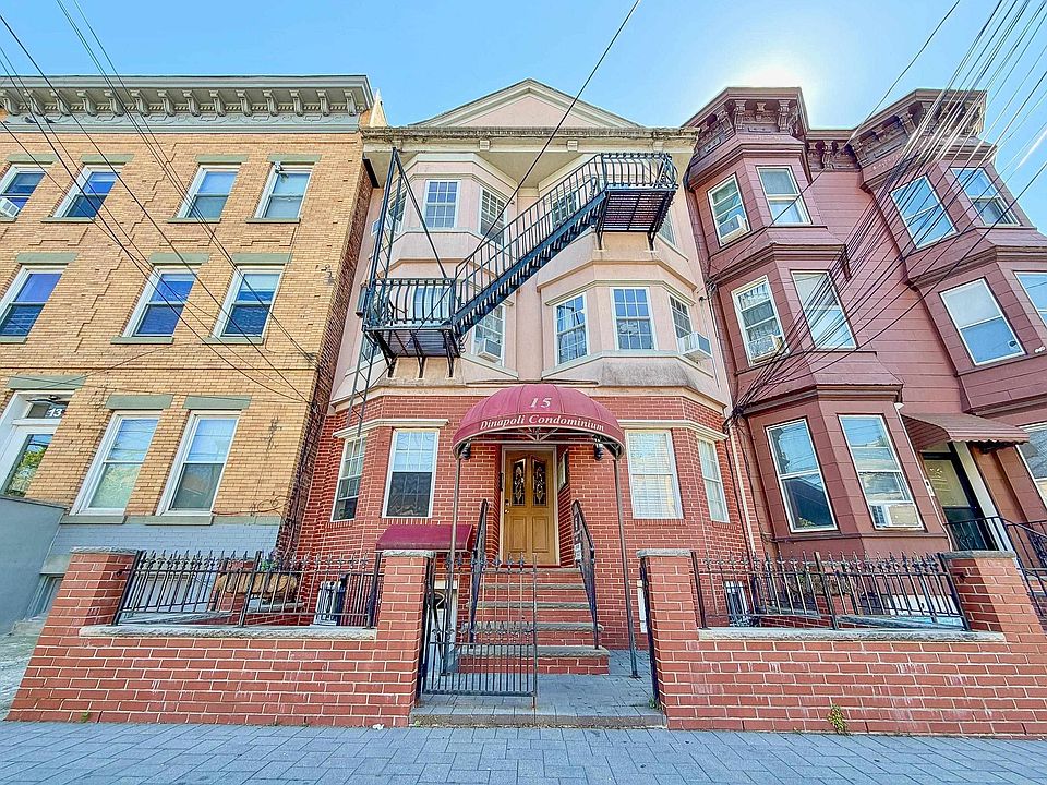 1st image of 15 Jefferson Ave APT 2B