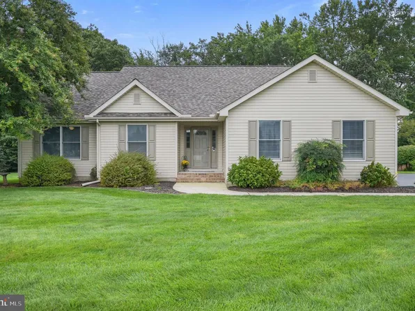 52 Connie Ln, Dover, DE 19901