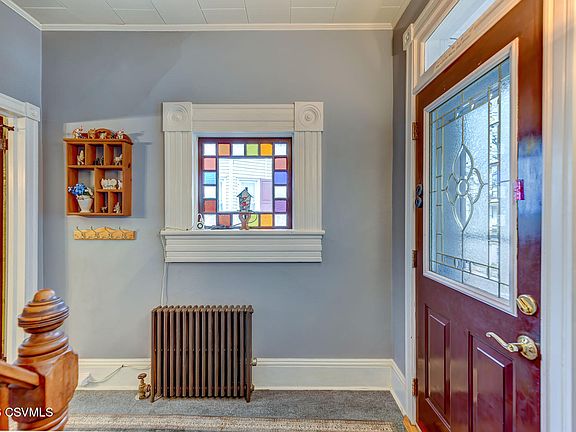 5th image of 320 3rd St