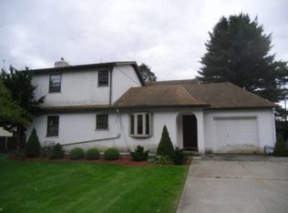 39 Wallace Rd, Binghamton, NY 13905