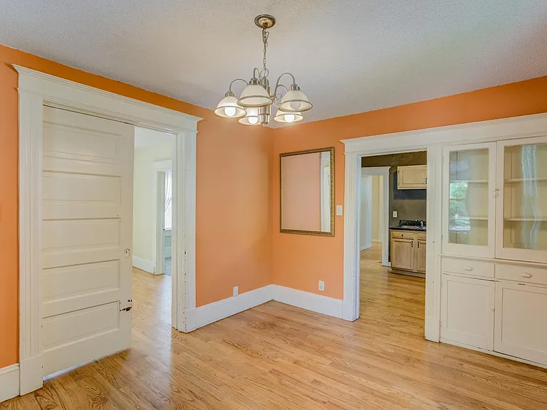 421 E Saint Vrain St — Photo 14