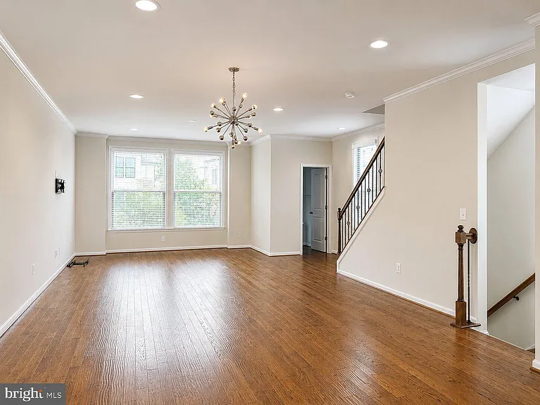 23451 Epperson Sq — Photo 11