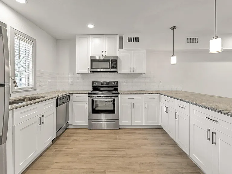 The Dawson at Stratford Apartments — Photo 119
