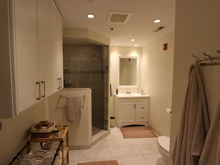 139 7th St #2000 — Photo 19