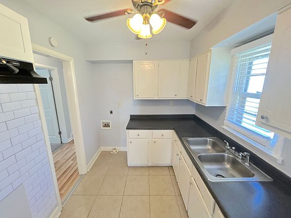 2nd image of 158 Wilson St