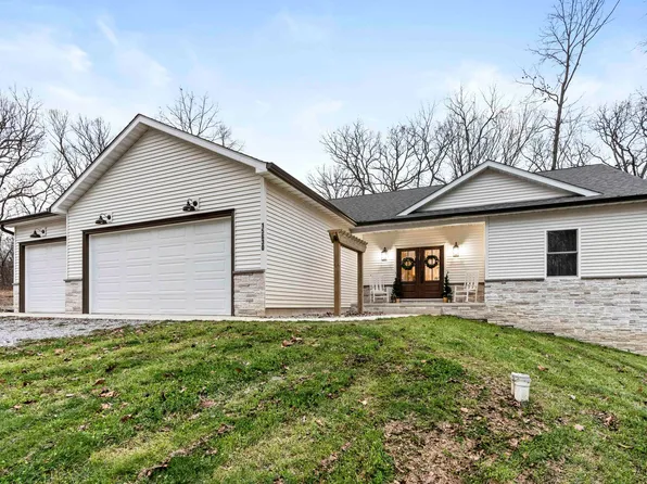 15630 S Grove Rd, Hebron, IN 46341