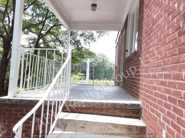 99 Dundee Ln, Columbia, SC 29203