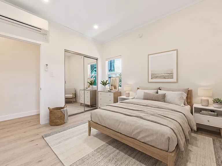 1431 Silver Lake Blvd #1/2 — Photo 5