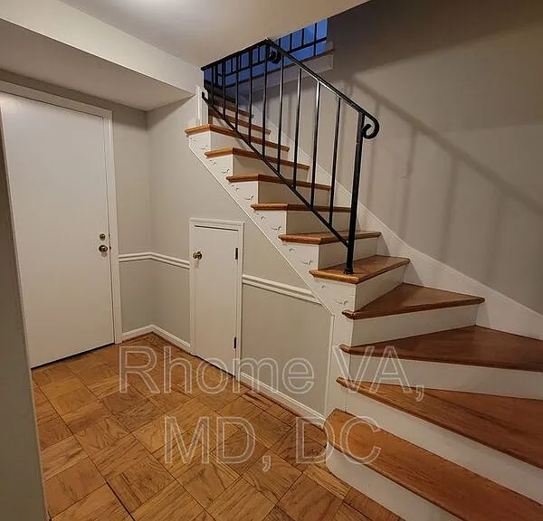 3749 Kanawha St NW — Photo 16