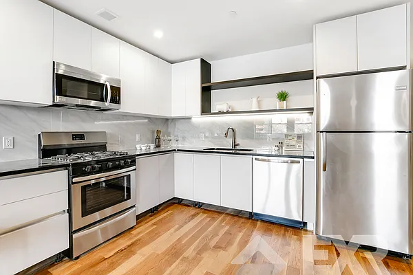 Rented by EXR | media 36