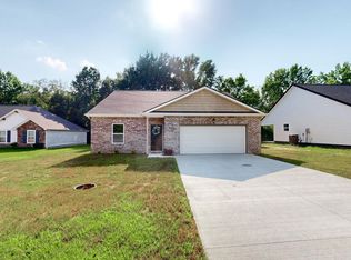 1822 Doran Rd S, Murray, KY 42071
