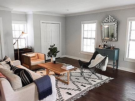 5th image of 2839 Burlington Blvd